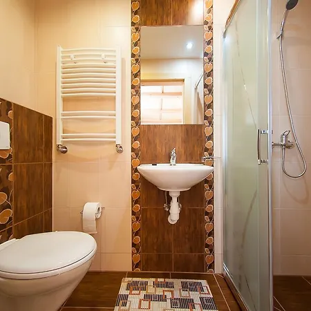 Bed and Breakfast U Babci 3*