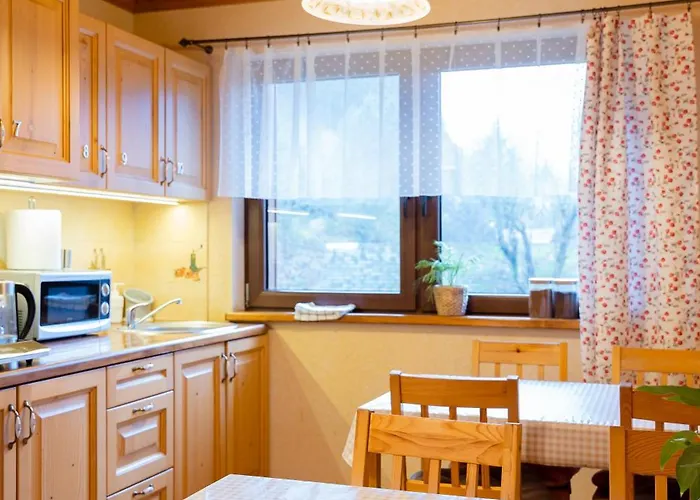 Jak U Babci فندق مبيت وإفطار 3*